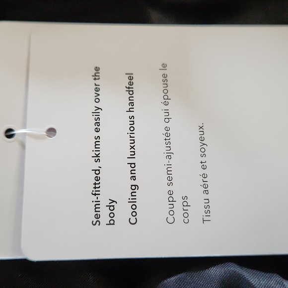 Athleta Cool Calm Romper Silky fabric Black $119 NWT - Picture 9 of 11